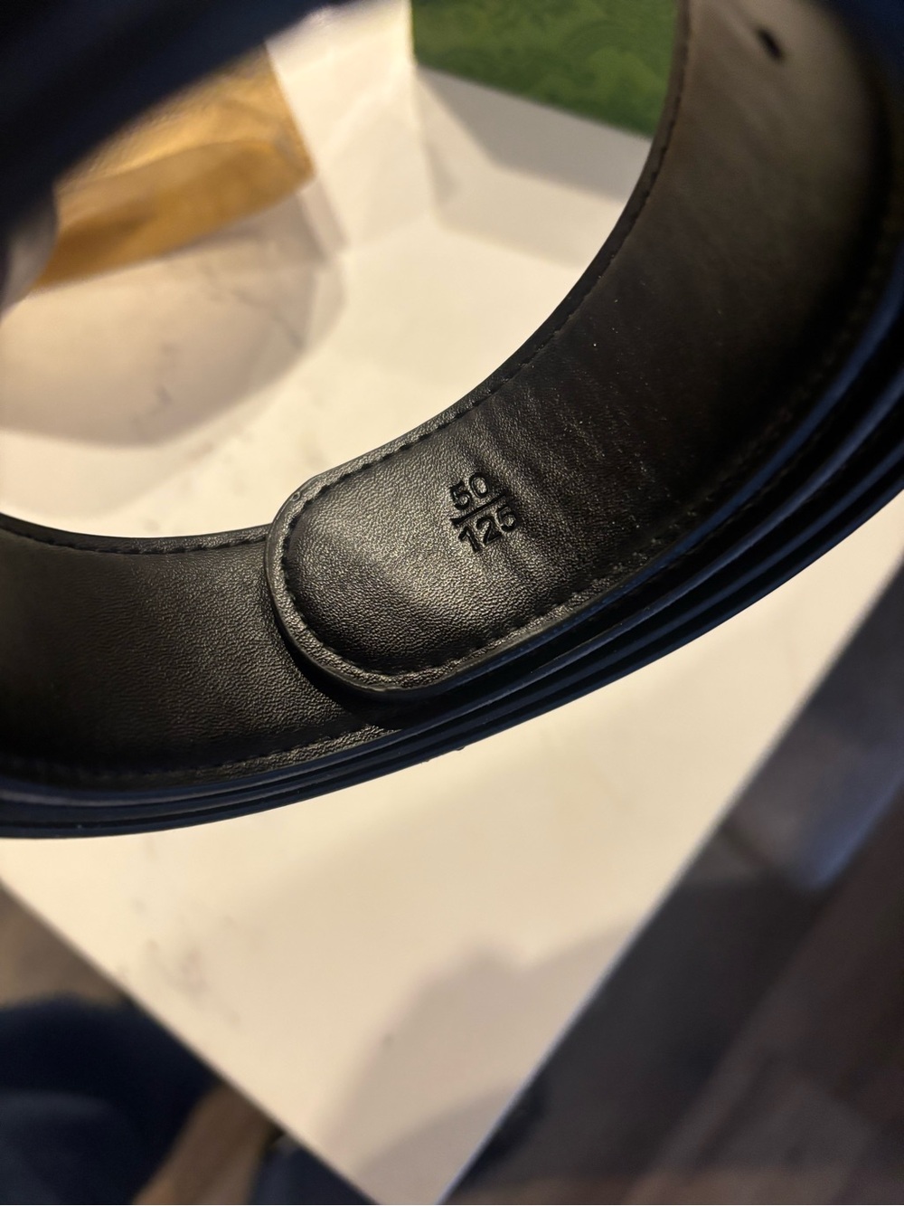 Gucci Black Leather Belt with Silver Double G Buckle - Picture 4 of 6